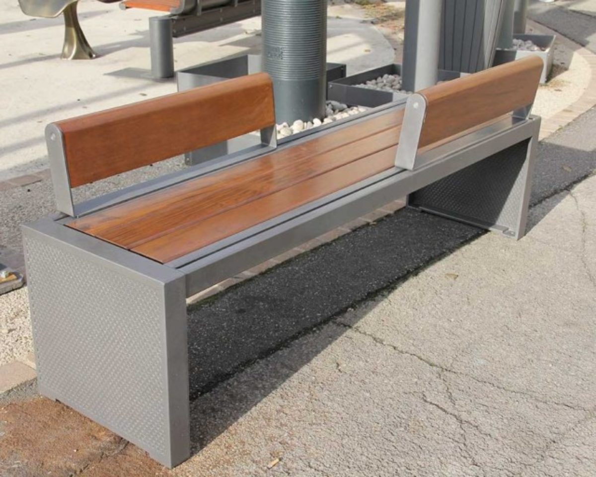 Ghm Eclatec GmbH | Pixel Bank mit Holz GHM Eclatec GmbH